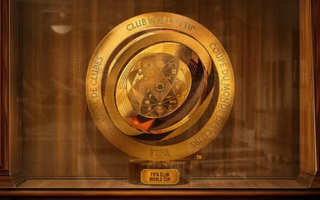 Novo troféu do Mundial de Clubes da Fifa que será erguido pela primeira vez em 2025