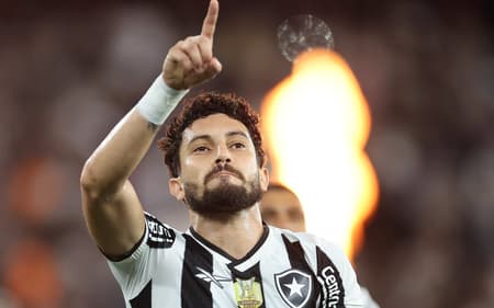 Alex Telles, lateral do Botafogo