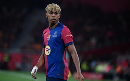 Barcelona - Lamine Yamal