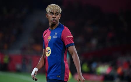 Barcelona - Lamine Yamal