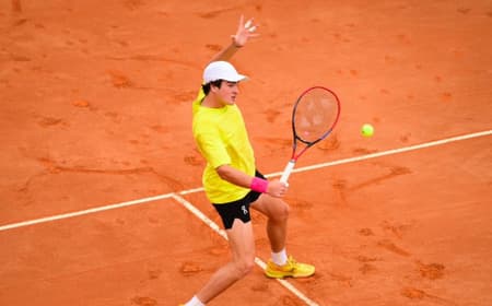 João Fonseca em treino no Challenger de Estoril
