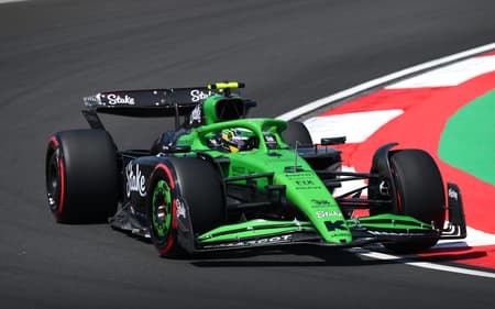 sauber_chinese_grand_prix___friday_3-scaled-aspect-ratio-512-320
