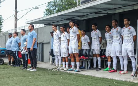 Atletas da base do Santos terão acesso ao curso (Foto: Reinaldo Campos/ Santos FC)