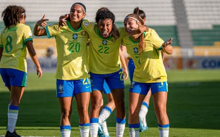 Ravenna (22) foi um dos destaques do Brasil contra o Equador (Foto: Divulgação/Conmebol)