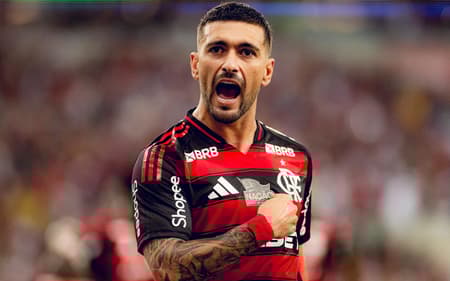 Arrascaeta comemorando o gol do Flamengo sobre o Bahia (Foto: Adriano Fontes/Flamengo)