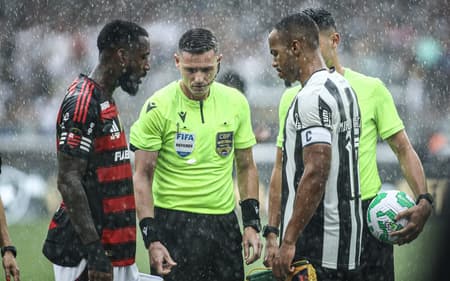 Botafogo x Flamengo - Gerson