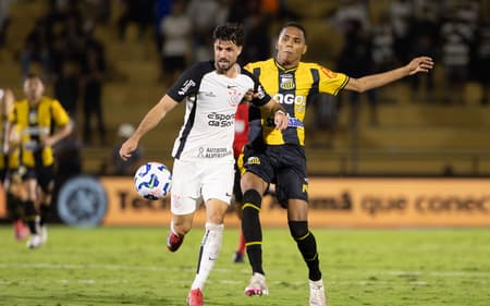 Héctor Hernández Corinthians
