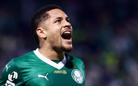 Vitor Roque, centroavante do Palmeiras
