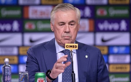 Carlo Ancelotti convoca seleção pela primeira vez