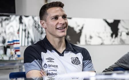 Furch assina com o Santos