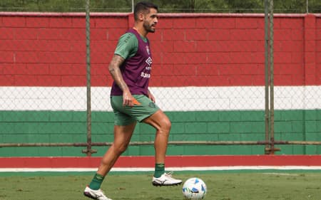 Renato Augusto centroavante? Veja jogadores do Fluminense que podem ser improvisados