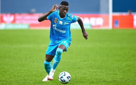 Luiz Henrique entra em campo nesta quarta-feira (14) pelo Zenit para enfrentar o CSKA (Reprodução: Luiz Henrique)