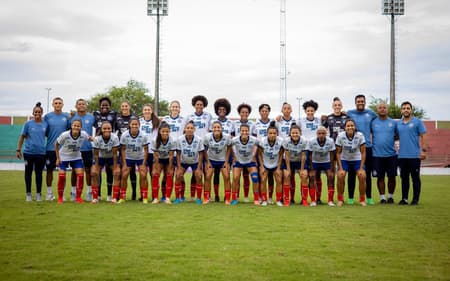 Elenco feminino do Bahia. (Foto: Letícia Martins/EC Bahia)