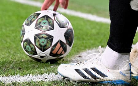 Bola da Champions League não possui chip