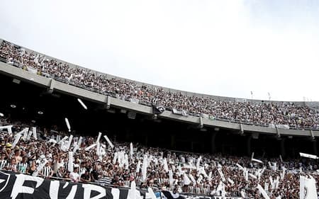 Torcida do Botafogo no Monumental de Núñez (Foto: Divulgação/Botafogo)