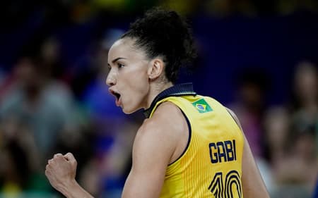 Gabi Guimarães é capitã da Seleção