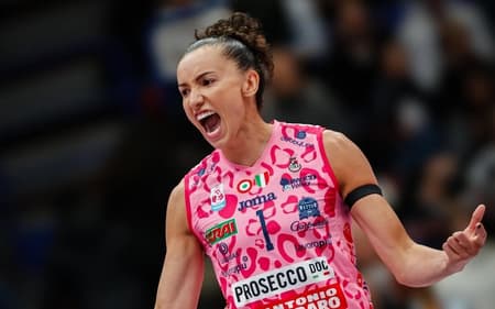 Gabi foi campeã com o Conegliano