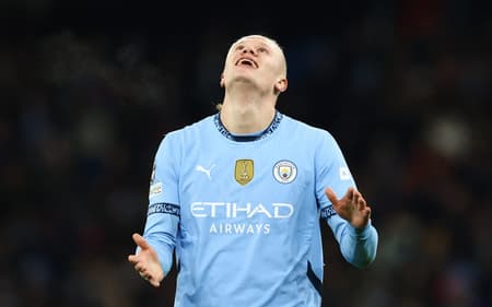 Haaland lamenta empate sofrido pelo City na Champions League (Foto: Darren Staples/AFP)