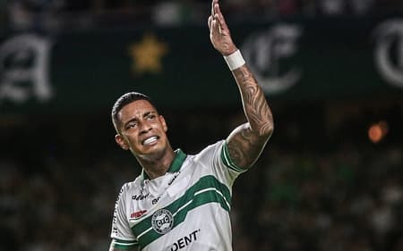 Coritiba x Sport - Comemoração de Alef Manga