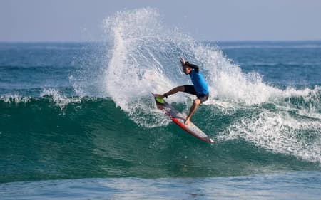 ryan-kainalo-wsl-surfe