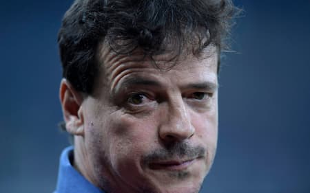 Técnico Fernando Diniz em Cruzeiro x Libertad. (foto: DOUGLAS MAGNO / AFP)