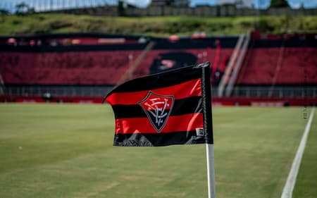 Barradão deve virar arena até a virada da década (Foto: Victor Ferreira / EC Vitória)