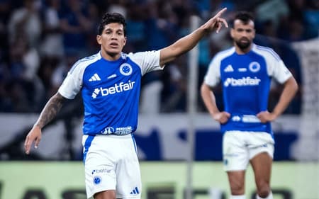 Volante Lucas Romero está perto de renovação com o Cruzeiro (Foto: Gustavo Aleixo/Cruzeiro)