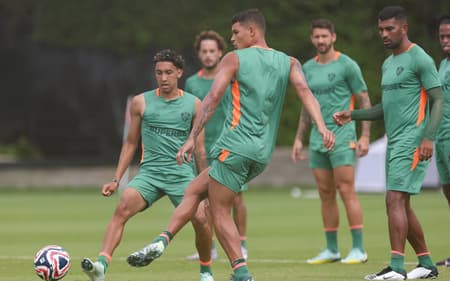 Tricolor ajusta os últimos detalhes para a estreia (Foto: Marcelo Gonçalves/Fluminense FC)