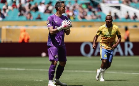 Fábio falou sobre o momento na história do Fluminense (Foto: Lucas Merçon / Fluminense FC)