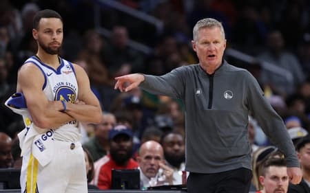 Golden State Warriors v Washington Wizards - Stephen Curry e Steve Kerr