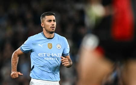 Rodri voltou a jogar pelo Manchester City e vai para o Mundial de Clubes (Foto: Paul Ellis/AFP)