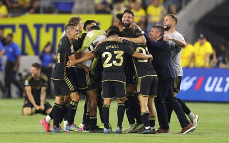Time do Los Angeles FC comemora classificação para o Mundial de Clubes
