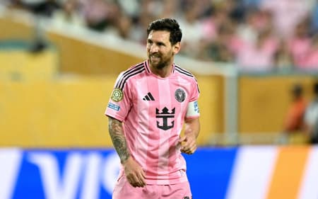 Messi foi o terceiro jogador com mais dribles no Mundial (Foto: PATRICIA DE MELO MOREIRA / AFP)