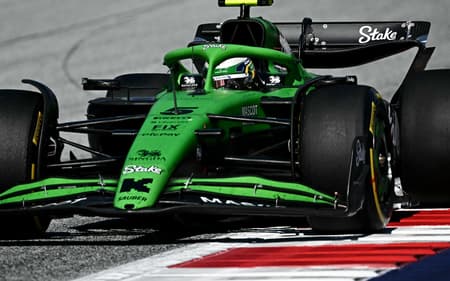 Gabriel Bortoleto chega em oitava lugar no GP da Áustria (Foto: Joe Klamar / AFP)