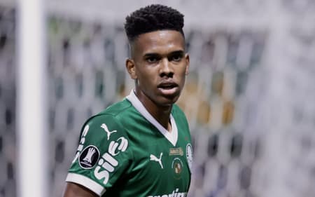 Estêvão em Palmeiras x Sporting Cristal
