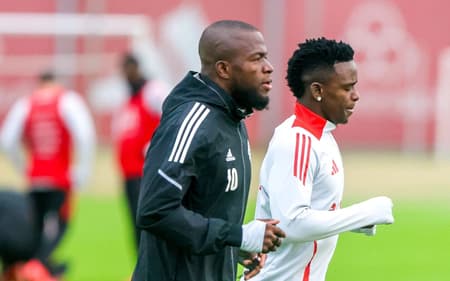 Enner Valencia e Johan Carbonero, atacantes o Internacional