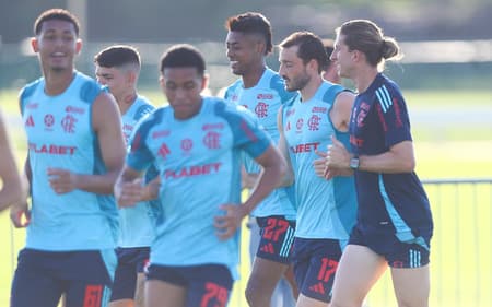 Filipe Luís Flamengo Mundial Bayern