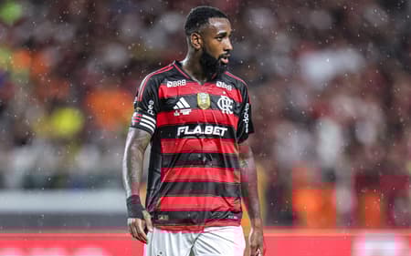 Gerson desfalca o Flamengo por problema muscular (Foto: Fernando Torres/AGIF)