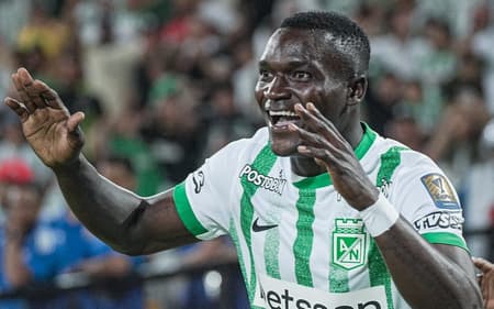 Kevin Viveros Atlético Nacional