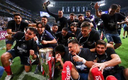Jogadores do Monterrey comemoram título da Liga dos Campeões da Concacaf de 2021