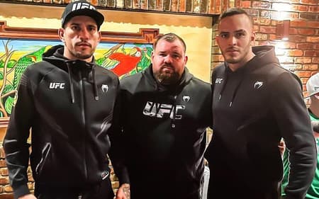 Brasileiro do UFC fatura milhares de dólares em torneio de pôquer; entenda