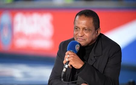 Valdo participa de evento no PSG