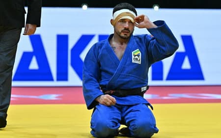 Daniel Cargnin recebeu atendimento médico durante a final