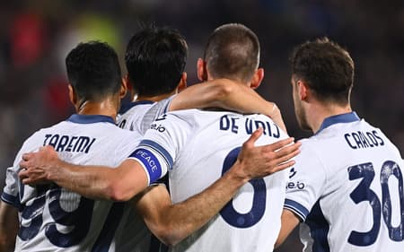 Elenco da Inter de Milão comemora gol sobre o Como (Divulgação: Inter de Milão)
