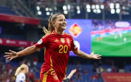 Espanha venceu Inglaterra por 2 a 1 nesta terça-feira (3), pela Nations feminina. (Foto: Seleção Espanhola/Divulgação)