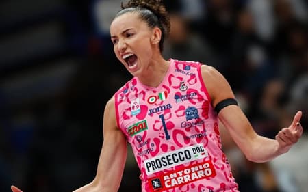 Gabi foi campeã com o Conegliano