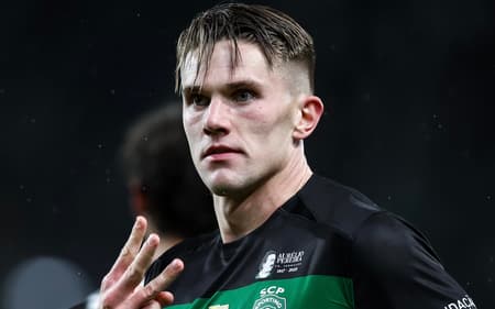 Gyokeres comemorando gol pelo Sporting