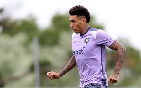 Mundial de Clubes marcará despedida de Igor Jesus no Botafogo