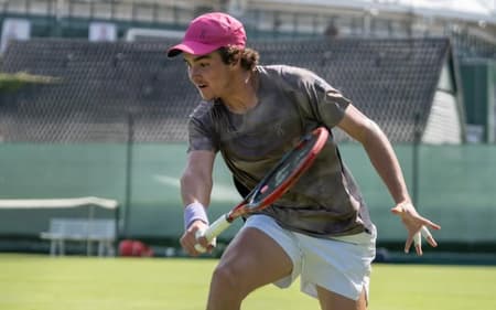 João Fonseca em treino em Halle (Foto: breakpoint_images)