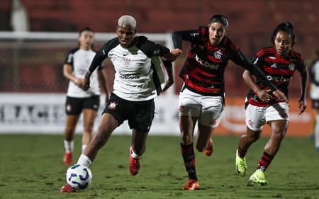 Jhonson faz grande temporada pelo Corinthians. (Foto: Divulgação/CBF)